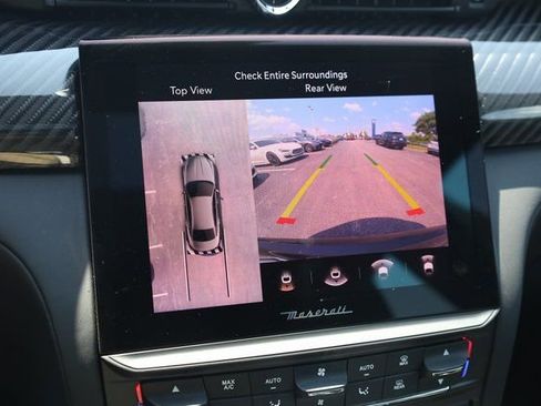 Certified 2022 Maserati Quattroporte Trofeo image 19