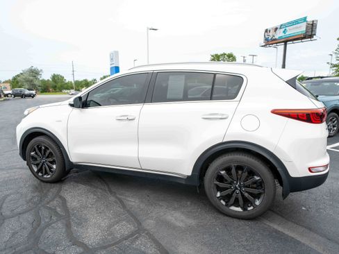 Used 2019 Kia Sportage EX w/ EX Sport Appearance Package AWD/4WD image 4