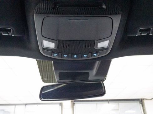 Used 2021 Ford Expedition XLT image 19