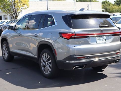 New 2025 Buick Enclave Preferred image 6