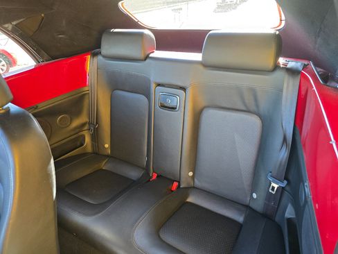 Used 2008 Volkswagen Beetle S image 10