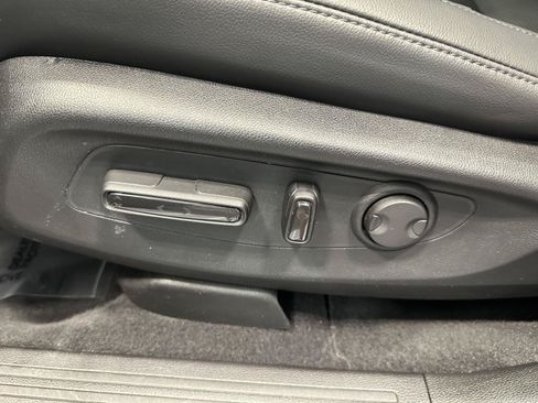 Certified 2023 Honda CR-V EX-L image 17