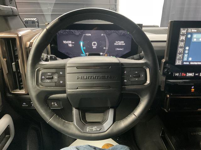 Used 2024 GMC Hummer EV 2X w/ LPO, Illumination Package AWD/4WD image 17