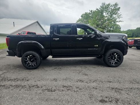 Used 2023 GMC Sierra 1500 Denali Ultimate AWD/4WD image 7