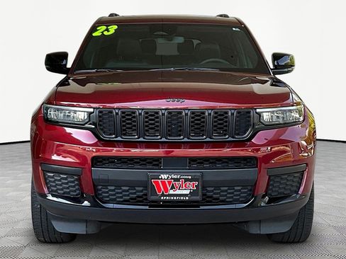 Used 2023 Jeep Grand Cherokee L Laredo AWD/4WD image 2