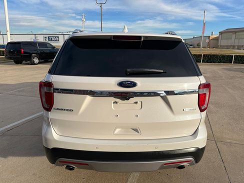Used 2016 Ford Explorer Limited image 5