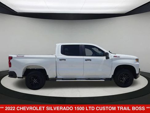 Used 2022 Chevrolet Silverado 1500 Custom Trail Boss AWD/4WD image 7