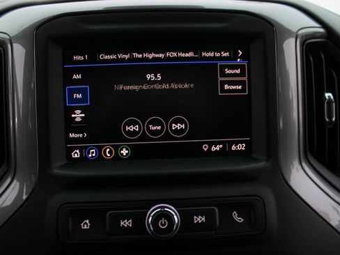 Used 2022 Chevrolet Silverado 1500 Custom image 29