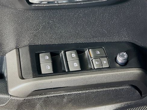 Certified 2023 Toyota Tacoma TRD Off-Road image 17