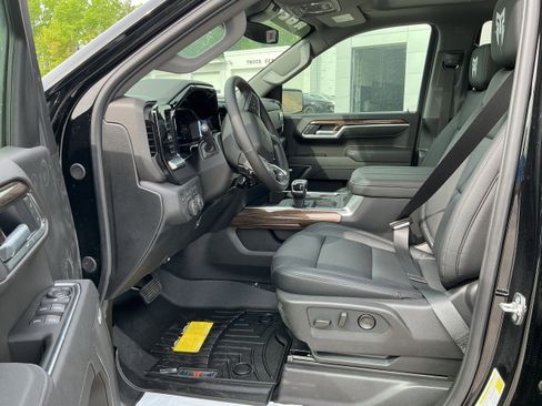 New 2026 Chevrolet Silverado 1500 RST AWD/4WD image 8