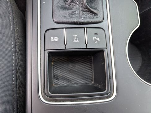 Used 2018 Kia Sorento AWD image 27