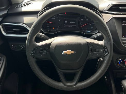 Used 2021 Chevrolet TrailBlazer LS FWD image 14