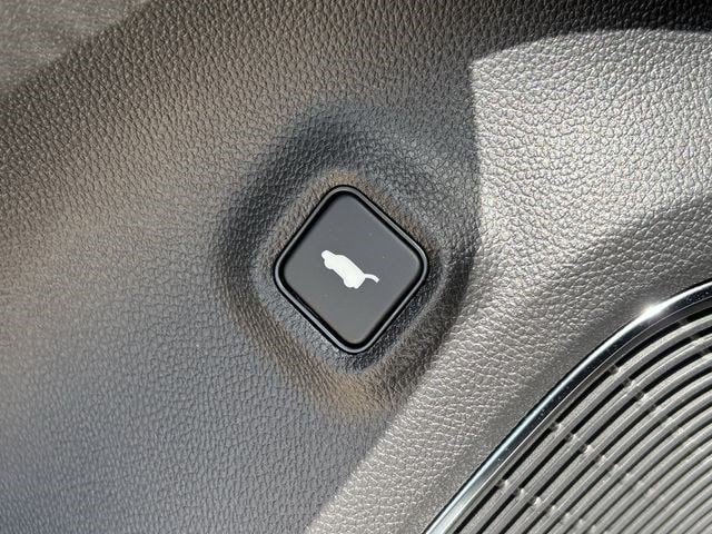 Used 2026 Acura MDX w/ Technology Package AWD/4WD image 22