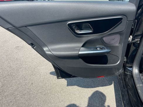 Used 2025 Mercedes-Benz C 300 Sedan image 27
