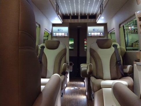 Used 2022 Mercedes-Benz Sprinter 3500 image 19