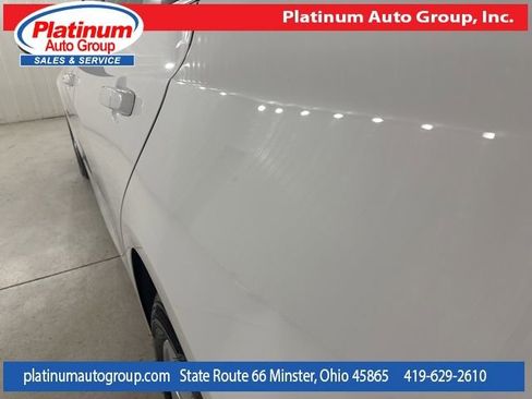 Used 2022 Chevrolet Malibu LT FWD image 37