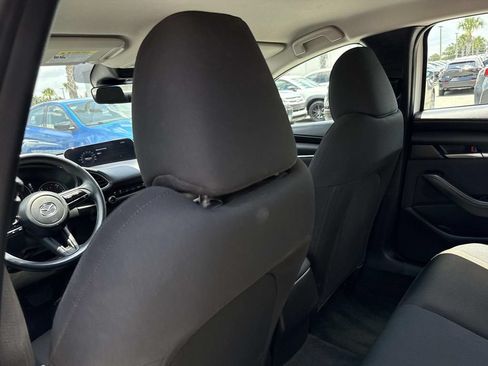 Certified 2025 MAZDA MAZDA3 s FWD image 16