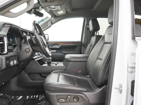 Used 2023 GMC Sierra 1500 Denali w/ Technology Package AWD/4WD image 23