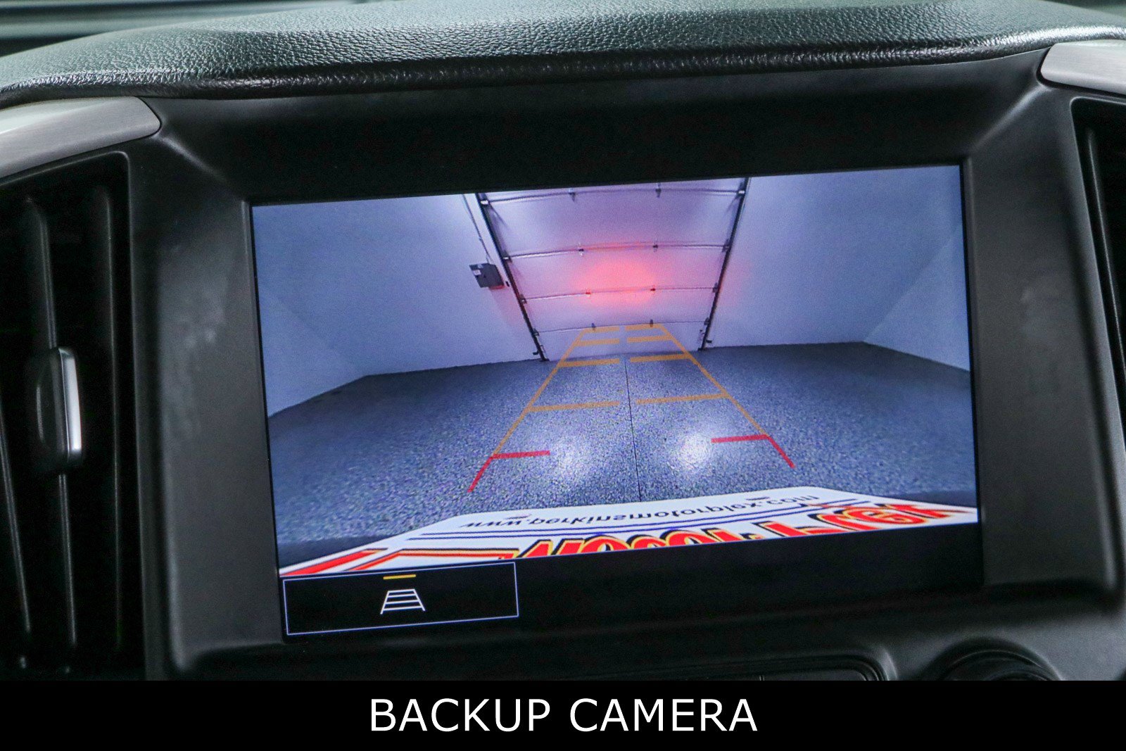 Used 2022 GMC Terrain SLT w/ LPO, Floor Liner Package AWD/4WD image 18