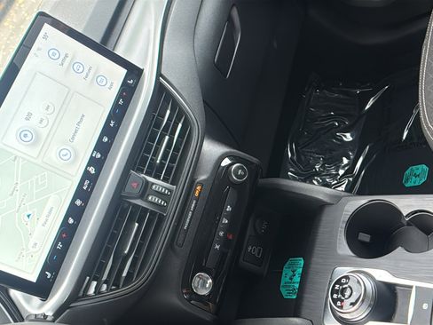 Used 2024 Ford Escape Active w/ Tech Pack #1 image 29