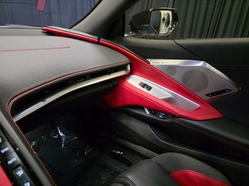 Used 2023 Chevrolet Corvette Stingray Preferred Cpe w/ Z51 Performance Package RWD image 32
