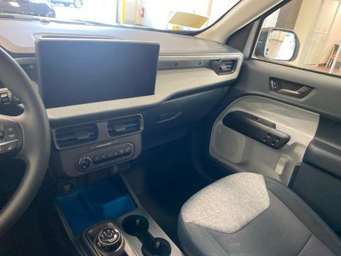 New 2025 Ford Maverick XLT image 12