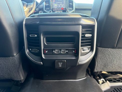 Used 2020 RAM 3500 Laramie image 38