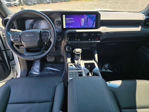 Used 2025 Toyota Land Cruiser AWD/4WD image 19