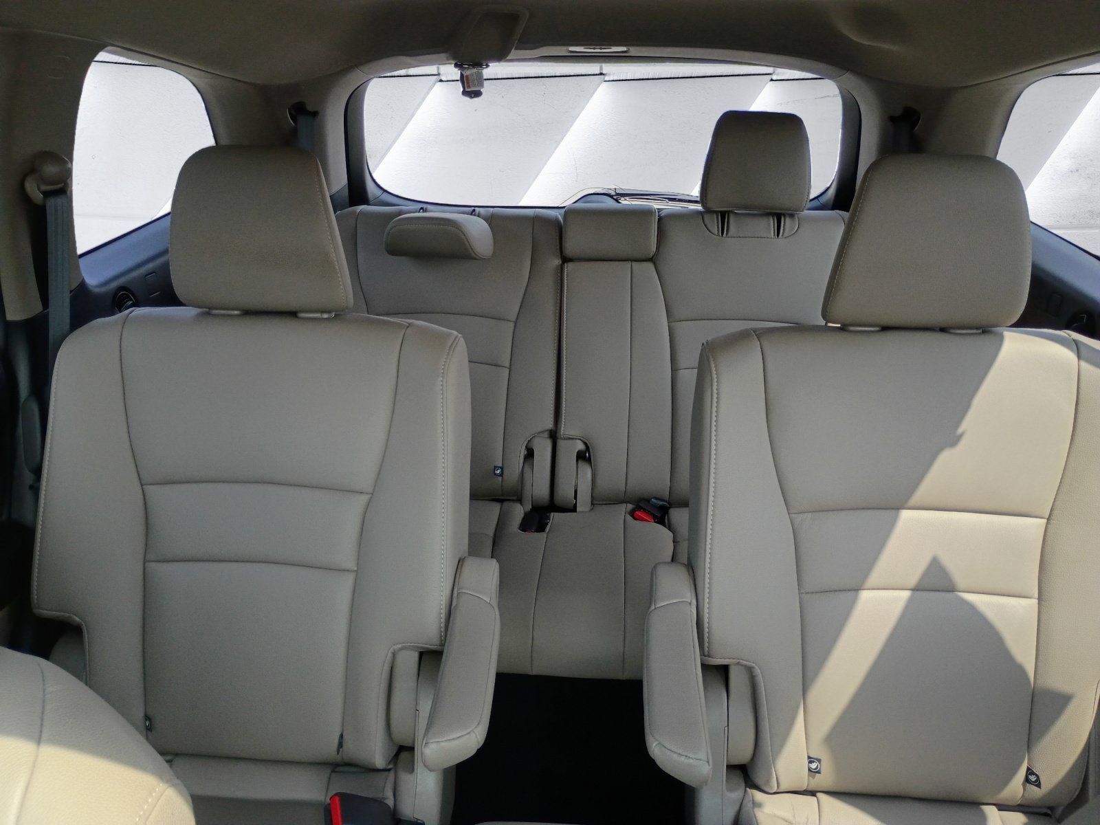Used 2021 Honda Pilot Touring image 14