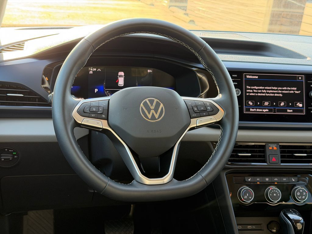 Certified 2023 Volkswagen Taos SE AWD/4WD image 13