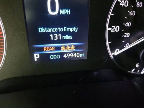 Used 2024 Toyota Corolla LE image 27