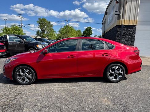 Used 2019 Kia Forte LXS FWD image 2