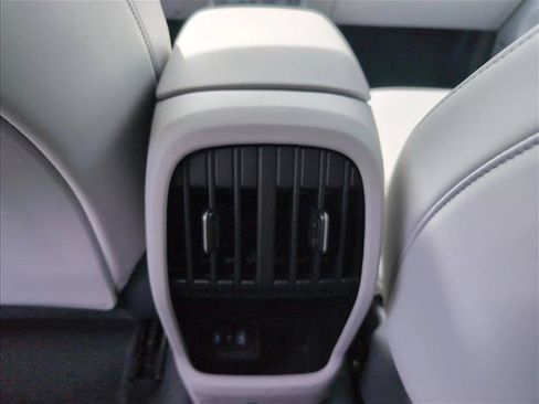 New 2026 Hyundai Kona Limited FWD image 17