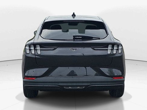 Used 2022 Ford Mustang Mach-E Select RWD image 5