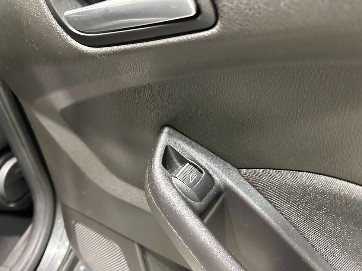 Used 2016 Ford Focus ST FWD image 14