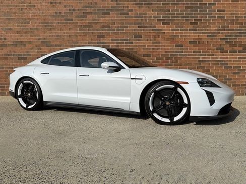 Certified 2024 Porsche Taycan Turbo S image 9