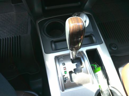 Used 2023 Toyota 4Runner Limited image 40