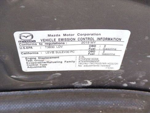 Used 2019 MAZDA MAZDA3 Hatchback w/ Preferred Package image 25