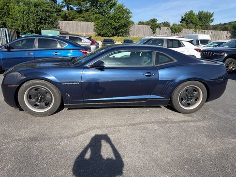 Used 2012 Chevrolet Camaro LS RWD image 3