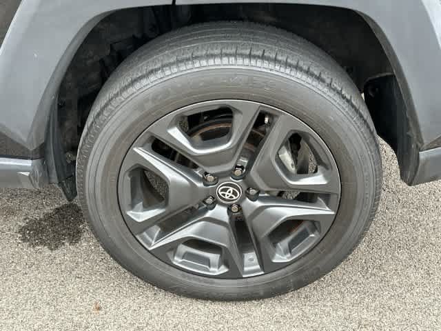 Used 2024 Toyota RAV4 Adventure AWD/4WD image 5