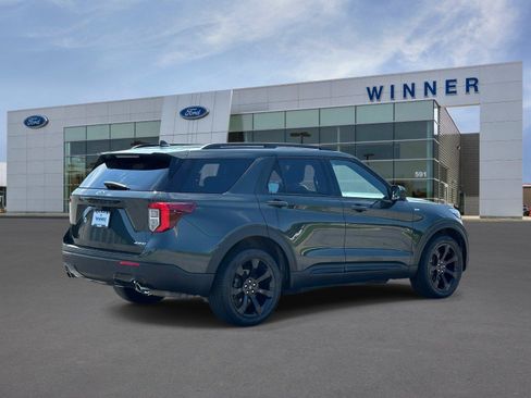 Used 2023 Ford Explorer ST-Line AWD/4WD image 4