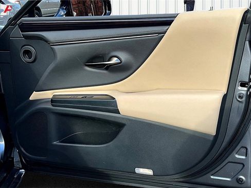 Used 2020 Lexus ES 350 w/ Premium Package image 28