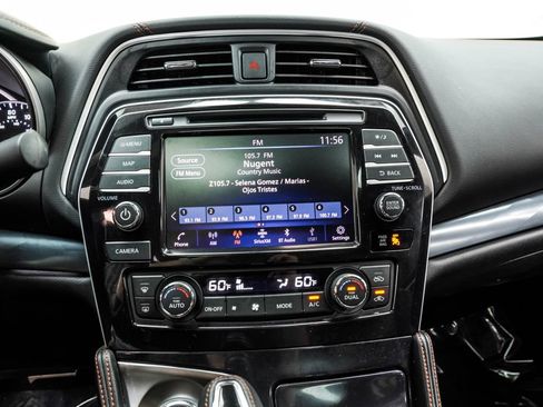 Used 2023 Nissan Maxima SR w/ Sport Mat Group FWD image 28