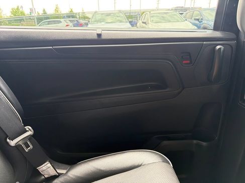 Used 2023 Honda Odyssey Elite image 23