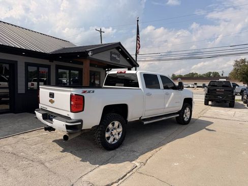 Used 2018 Chevrolet Silverado 2500 LTZ w/ Duramax Plus Package AWD/4WD image 2