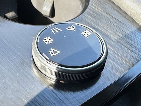 Certified 2023 Nissan Rogue SL image 37