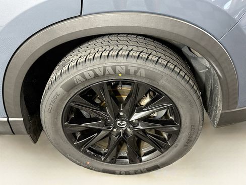 Used 2024 MAZDA CX-5 Carbon Edition image 11