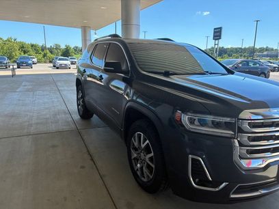 Used 2020 GMC Acadia SLT w/ LPO, Floor Liner Package