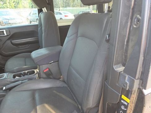 Used 2021 Jeep Wrangler Sport AWD/4WD image 2