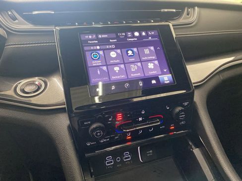 Used 2023 Jeep Grand Cherokee Altitude image 33